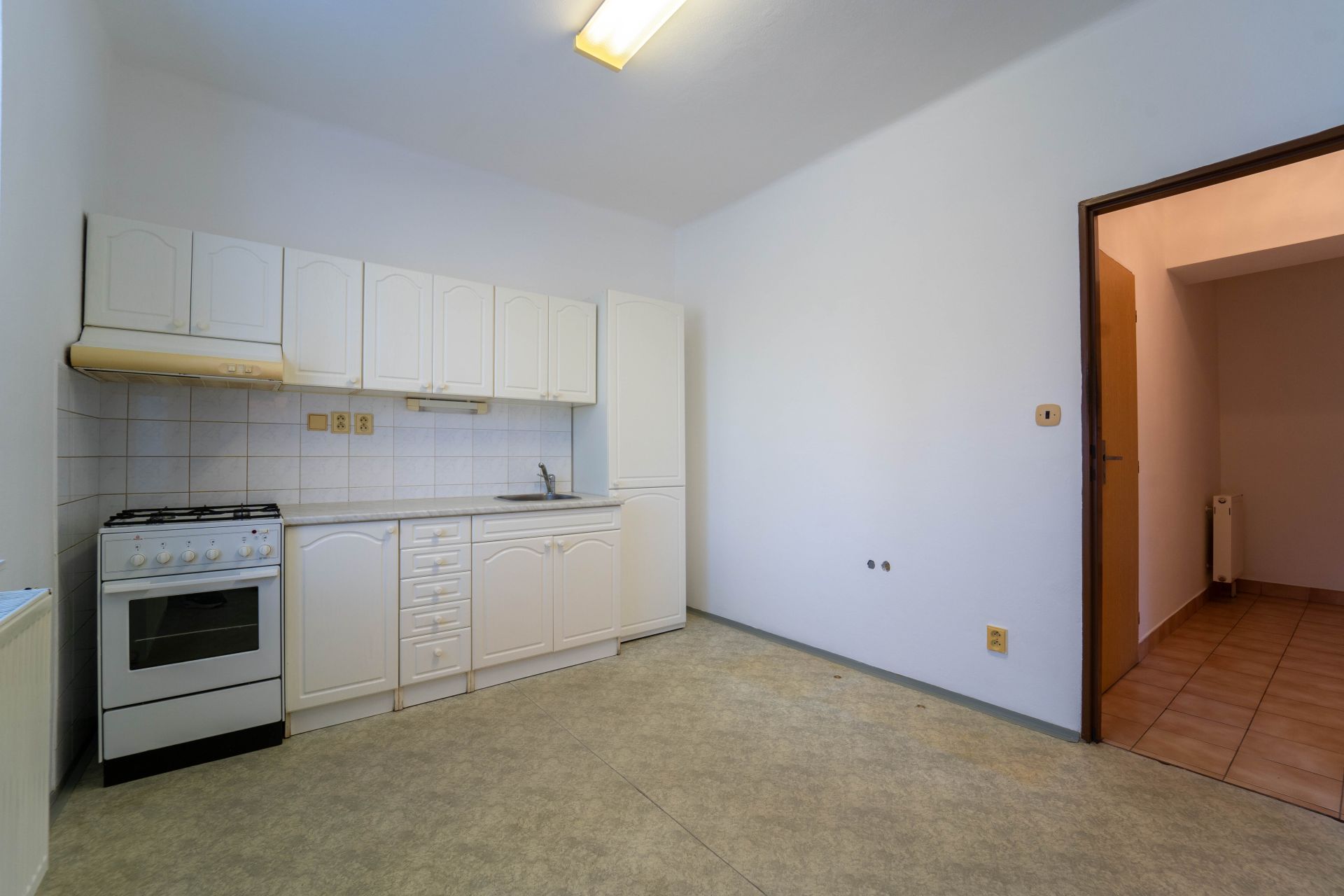 Prodej bytu 1+1, 38,04 m², 1. NP, cihlový dům, sklep, Nymburk