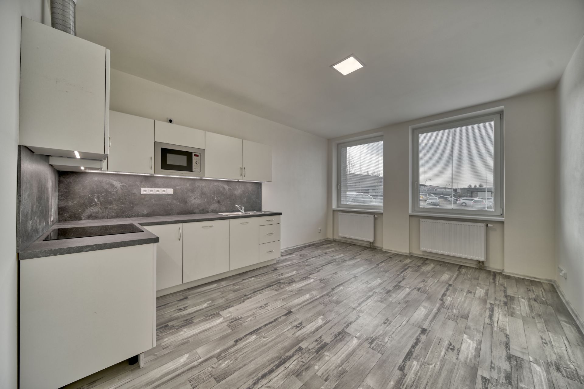 Pronájem bytu 2+kk, 48 m², 1. NP, Chlumec nad Cidlinou, ulice Rooseveltova