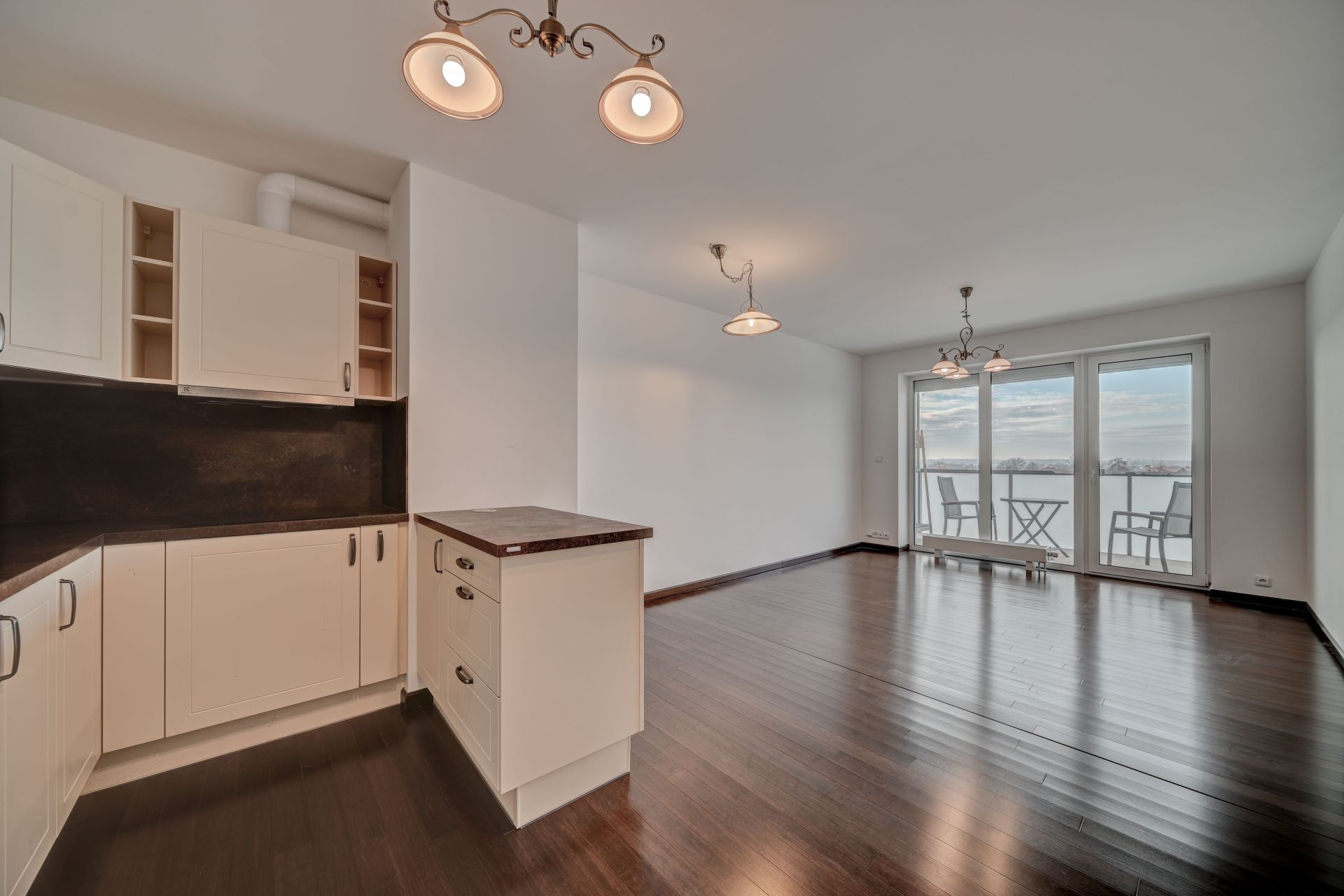 Pronájem bytu 2+kk s balkonem (61,42 m²) v Jičíně