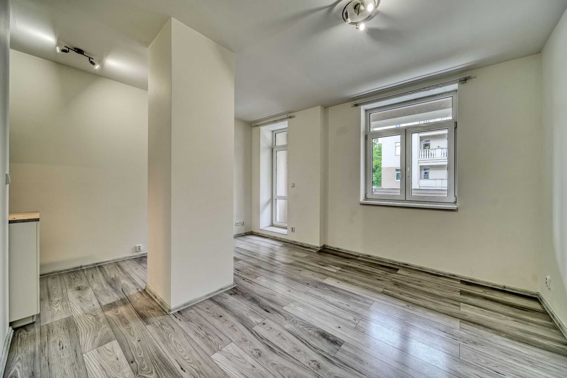 Pronájem bytu 2+kk 38 m² + balkon 4,9 m², Milovice