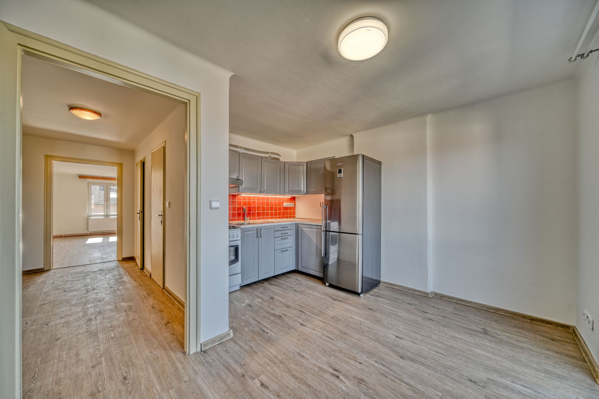 Pronájem bytu 1+1, 43 m² + balkon 6 m²,Poděbrady, ulice Puškinova