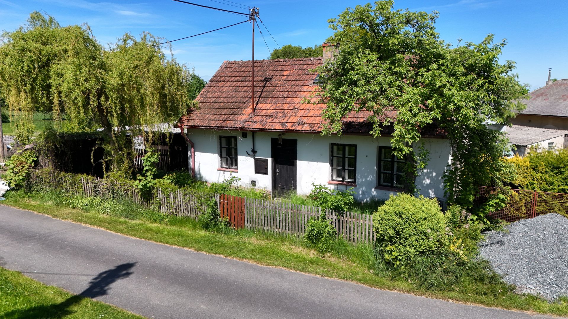 REZERVACE Prodej chalupy 1+1 se zahrádkou (99 m² ), Michalovice (okr. Kutná Hora)