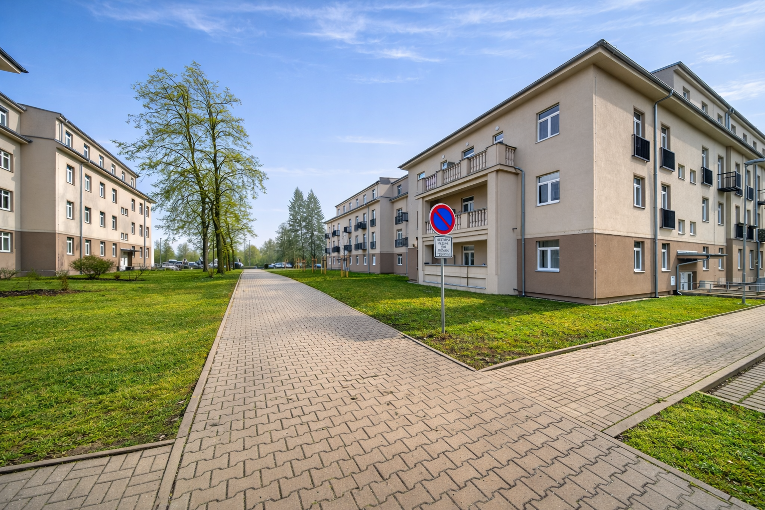 Pronájem bytu 1+kk, 3. NP, 24,6 m2, Milovice, ulice Slepá