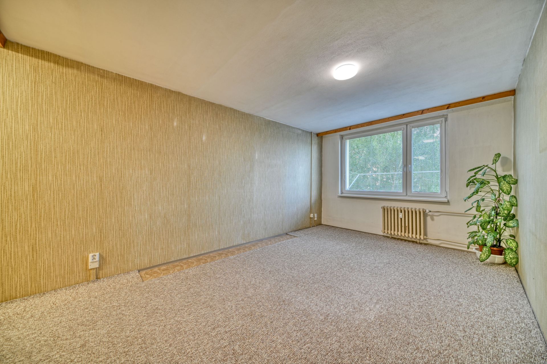 Prodej bytu 2+kk o výměře 42 m², sklepní kóje, Kolín, ulice Želivského