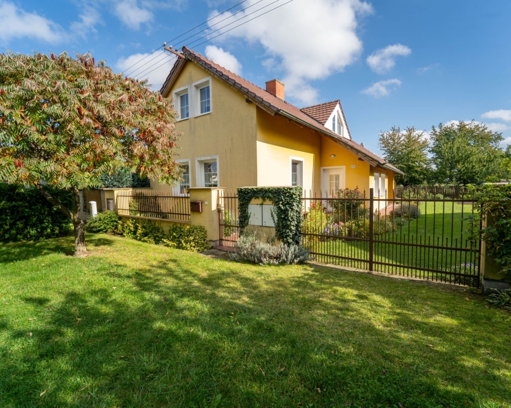 Prodej rodinného domu 4+kk, pozemek 503 m², Velim