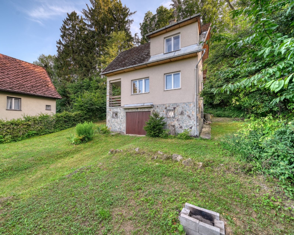 Prodej chalupy 3+1, s garáží, na pozemku 537 m2, Libuň - Březka