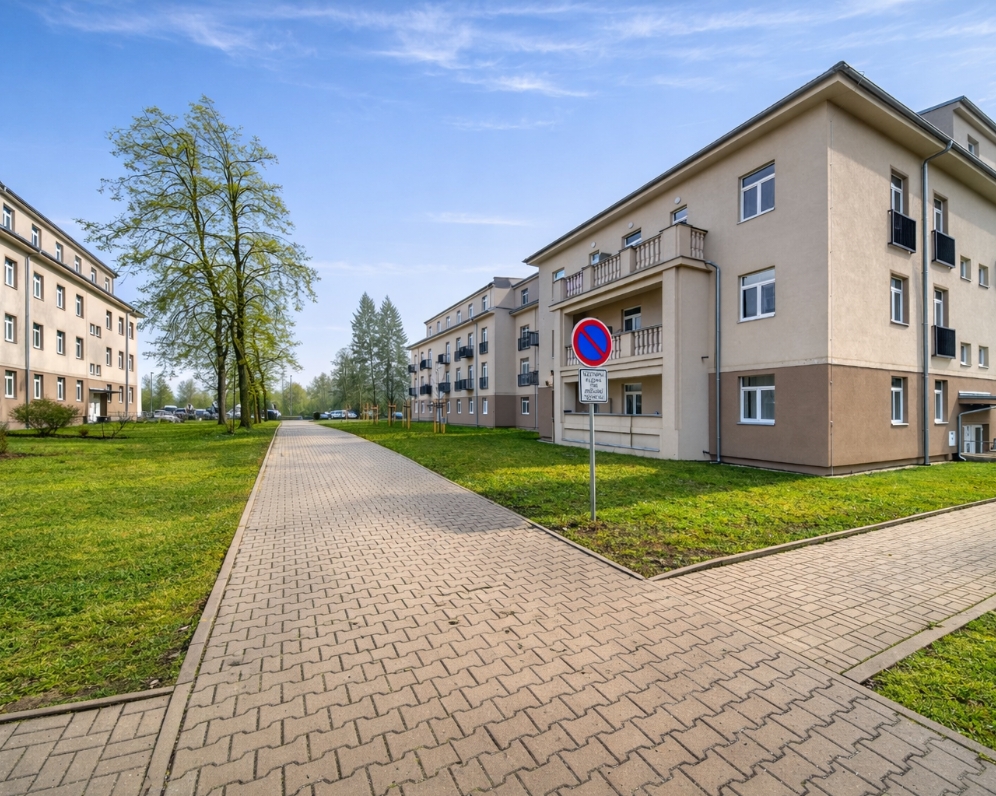 Pronájem bytu 1+kk, 3. NP, 24,6 m2, Milovice, ulice Slepá